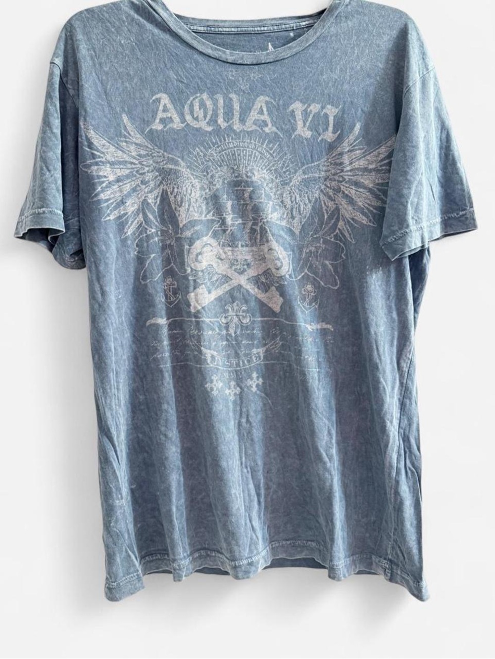 Aqua Men's Vintage-Style Graphic Tee - Blue
